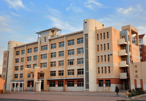 贵阳有哪些比较好的中专学校？