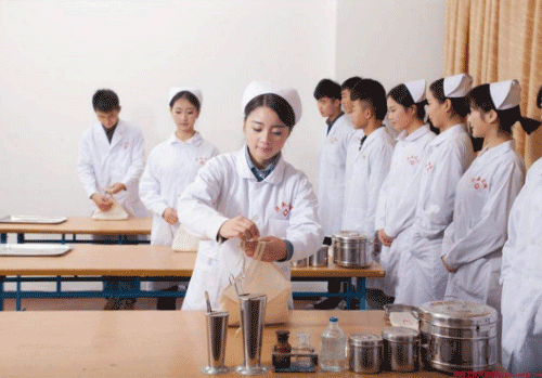 2022年贵阳卫生学校五年制大专招生简章