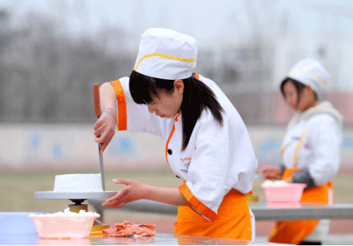 贵州电子中专学校：初中毕业能干什么?千万别打工！