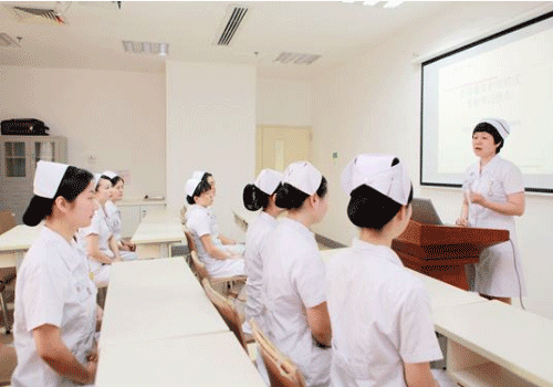 贵州省人民医院护士学校学费、宿舍、开设专业