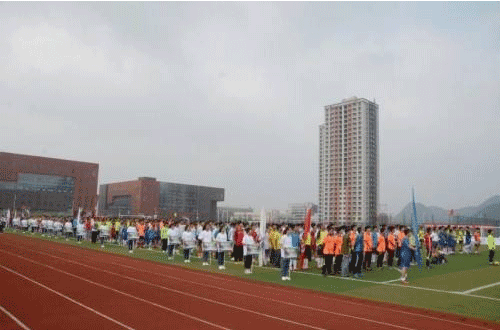 贵阳市二戈寨机电中专学校（贵阳二戈寨机械学院）简介