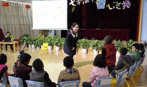 女生读幼师可以去重庆工商学校