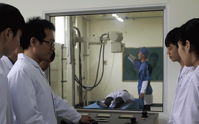 成都卫生学校2023年招生要求如何