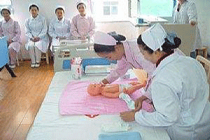 成都助产专业课堂示范