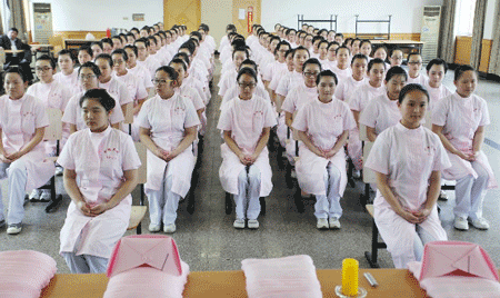 成都高中毕业生读卫校要几年