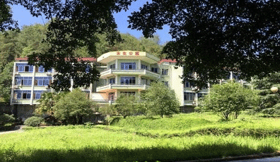 乐山医药科技学校