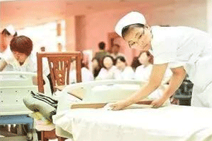 护理专业学生实际操作
