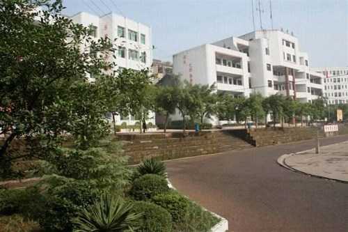 2020年四川省邻水县职业中学报名条件高吗