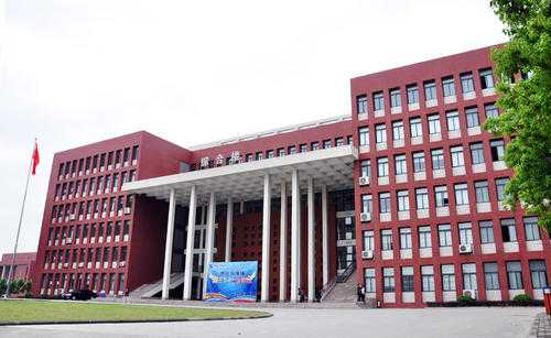 2021年常州卫生高等职业技术学校助产专业招生