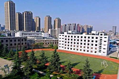 望谟民族职业高级中学招生电话是多少