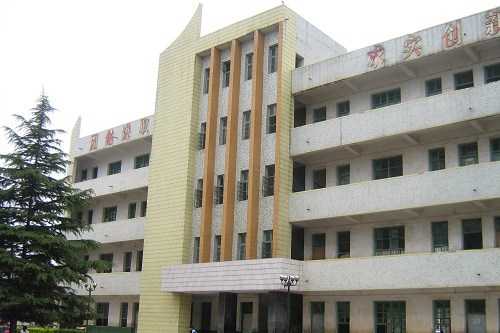 四川省隆昌县城关职业中学报名条件有哪些