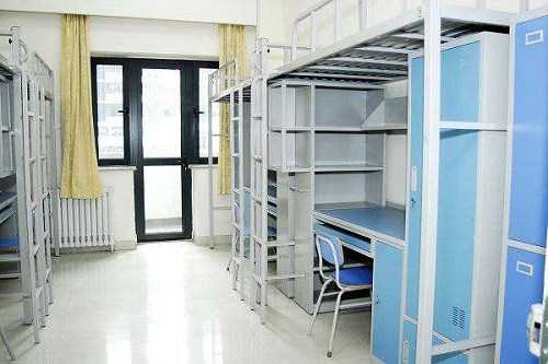 荔波县职业高级中学宿舍是几人间